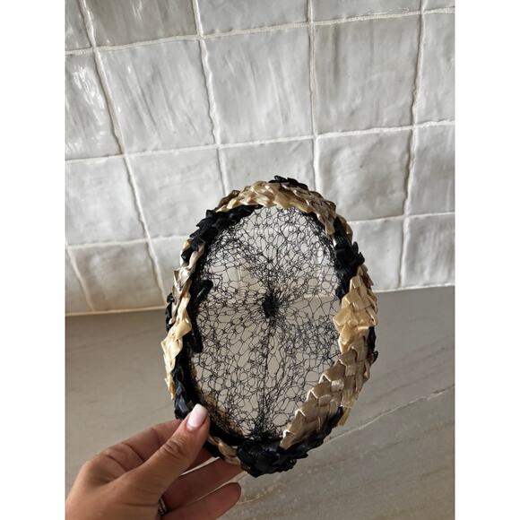 Vintage Woven Straw Cocktail Hat Fascinator Tilt Pillbox Black Cream Netting